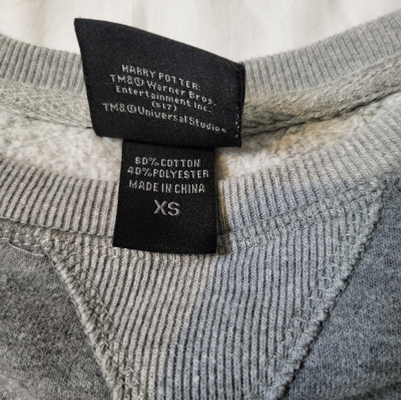 Hufflepuff crew neck sweatshirt - Picture 4 of 5